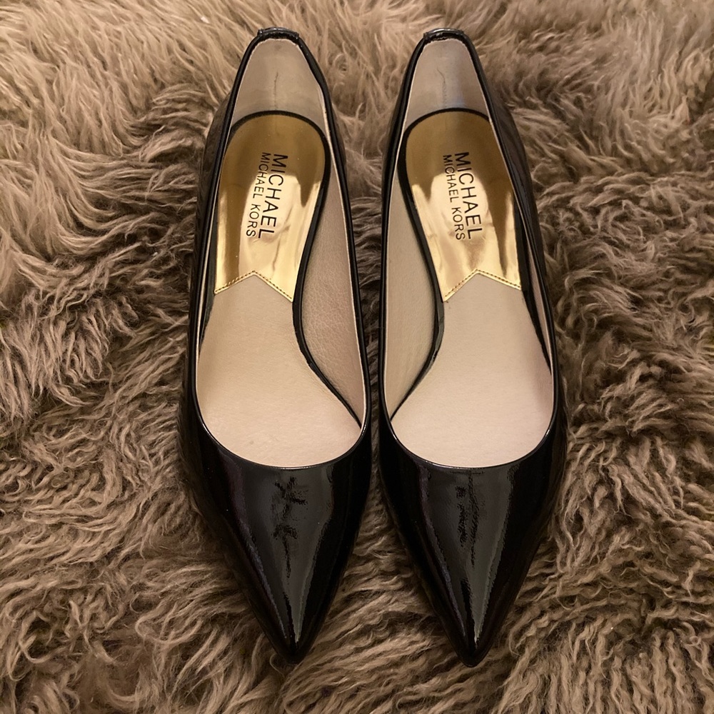 Michael Kors Black Patent Leather Pumps